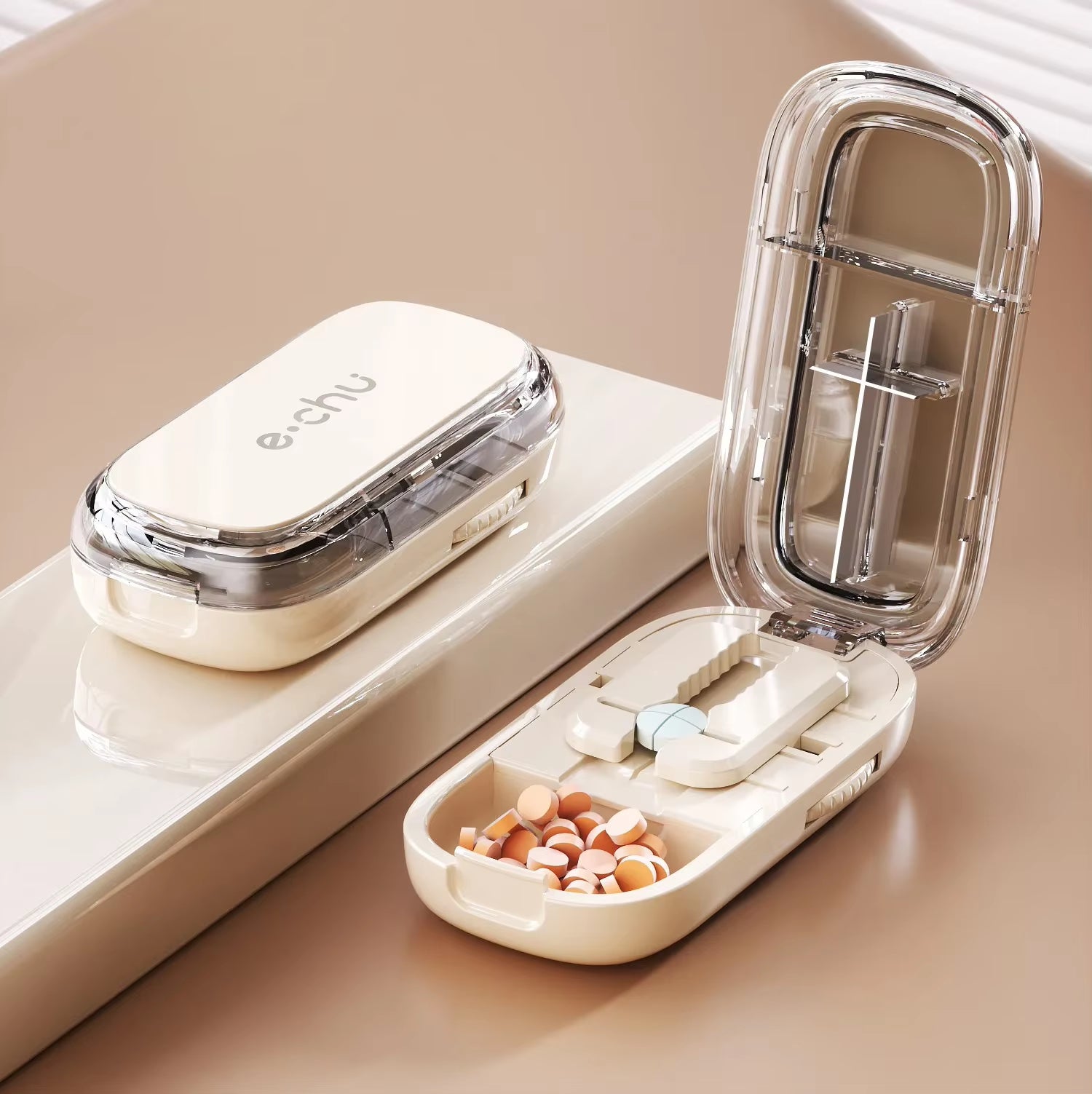 New Quartering Pill Cutter Storage Box Portable Drug Tablet Medicine Dustproof Divider Organizer Crusher Pill Cutter